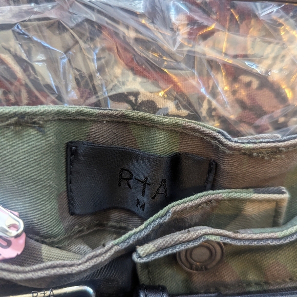RtA camo cargo pants - Picture 2 of 12